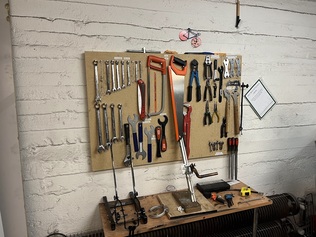 Pyöränhuoltotila kirjastoon